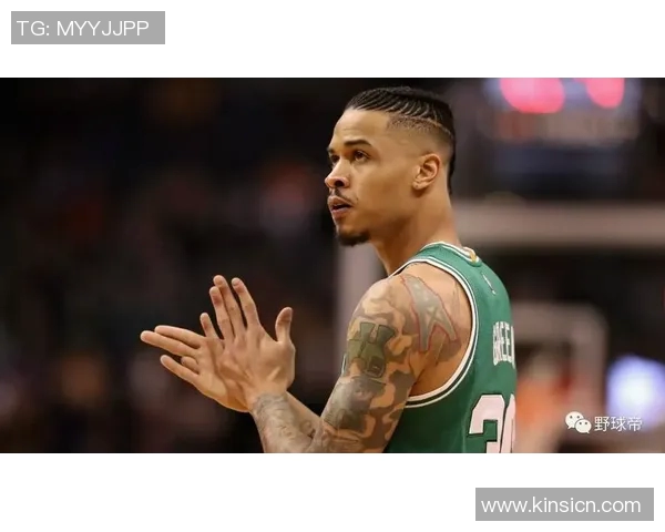 齐麟的篮球之路：从青涩少年到赛场明星的成长故事